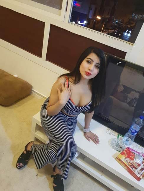 Escort Service Jahanvi In Vaishali